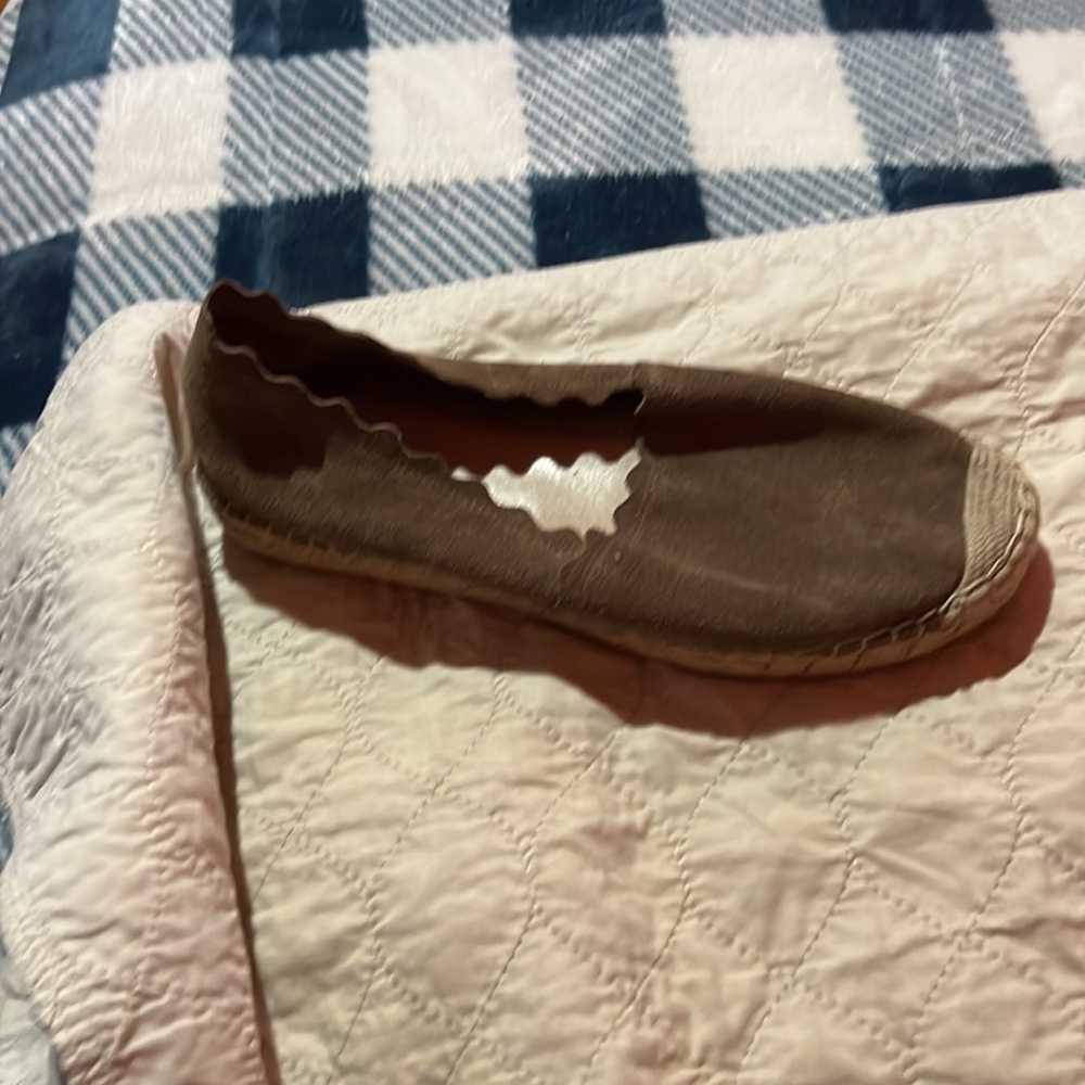 Women slippers